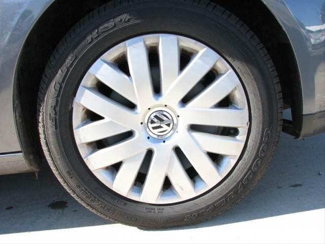 Volkswagen Jetta 2010 photo 3