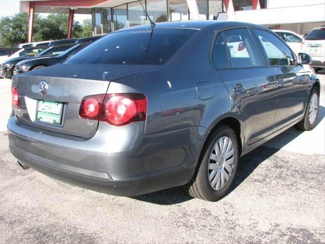 Volkswagen Jetta 2010 photo 5