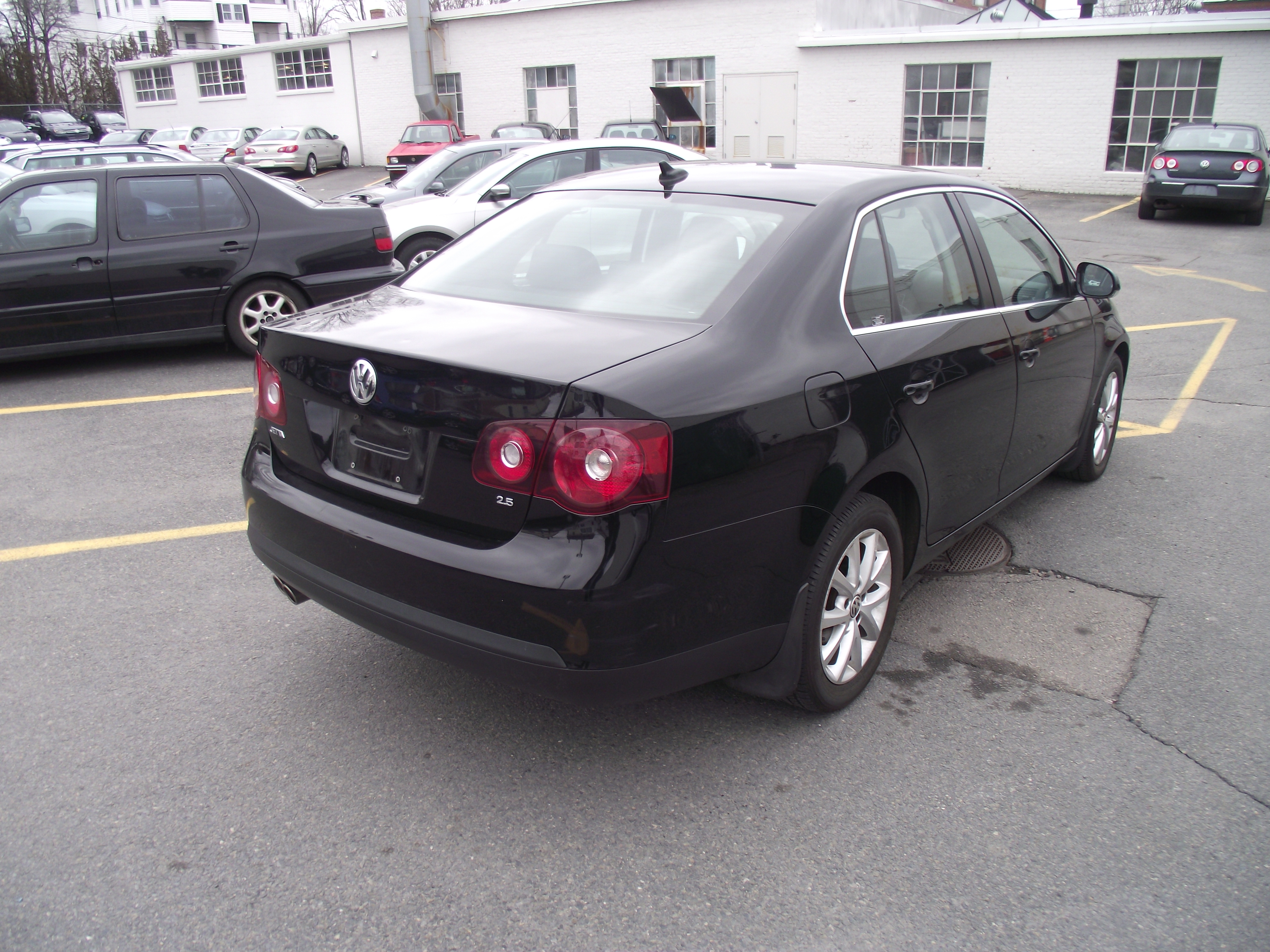 Volkswagen Jetta 2010 photo 1