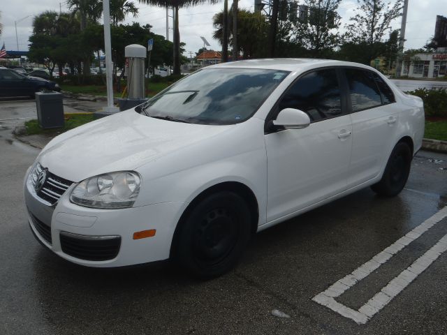 Volkswagen Jetta 2010 photo 4