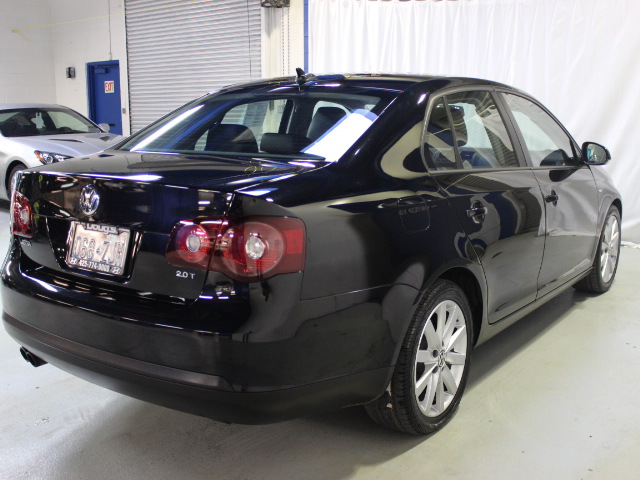 Volkswagen Jetta 2010 photo 5