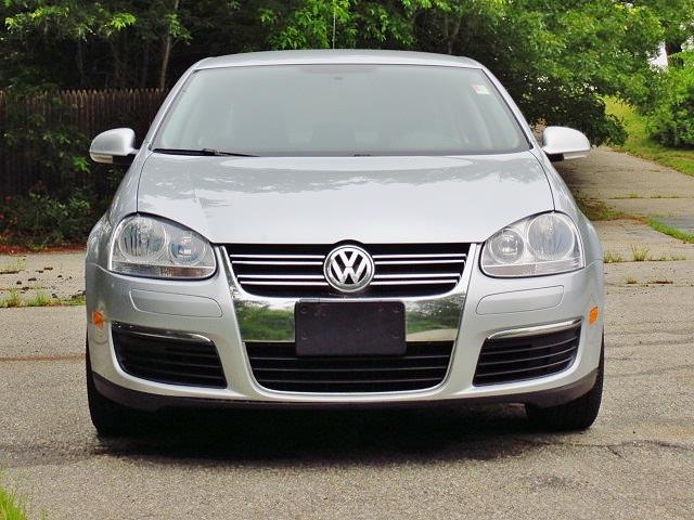 Volkswagen Jetta 2010 photo 3