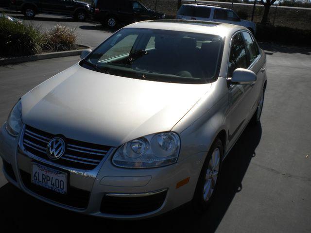 Volkswagen Jetta 5D Sedan Sedan