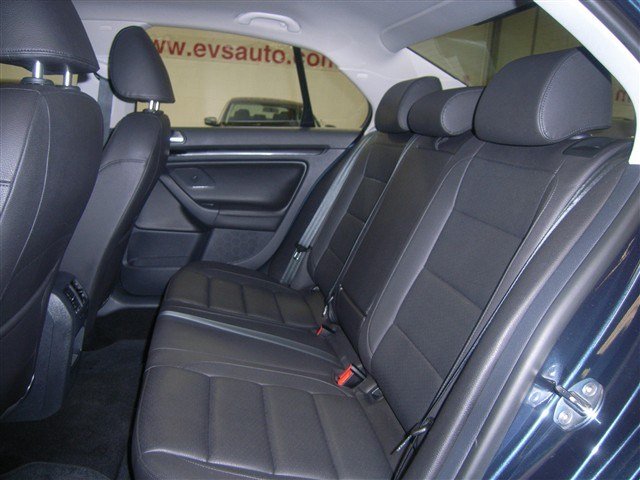 Volkswagen Jetta LS Premium Group Unspecified