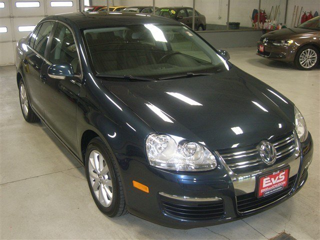 Volkswagen Jetta 2010 photo 3