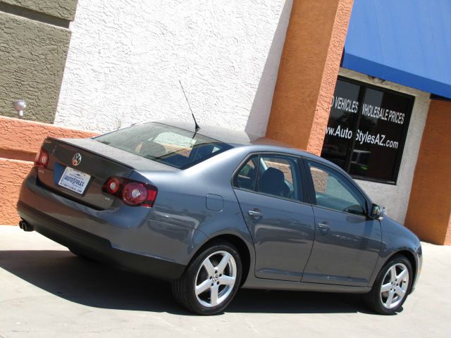 Volkswagen Jetta 2010 photo 1