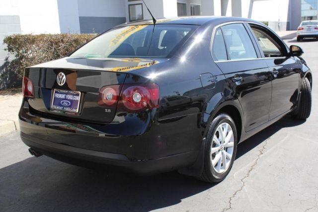 Volkswagen Jetta 2010 photo 4