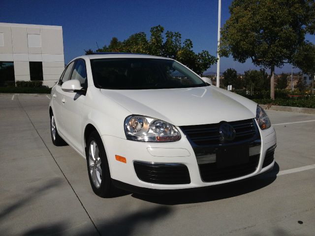 Volkswagen Jetta 2010 photo 4