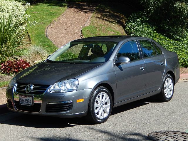 Volkswagen Jetta 2010 photo 4