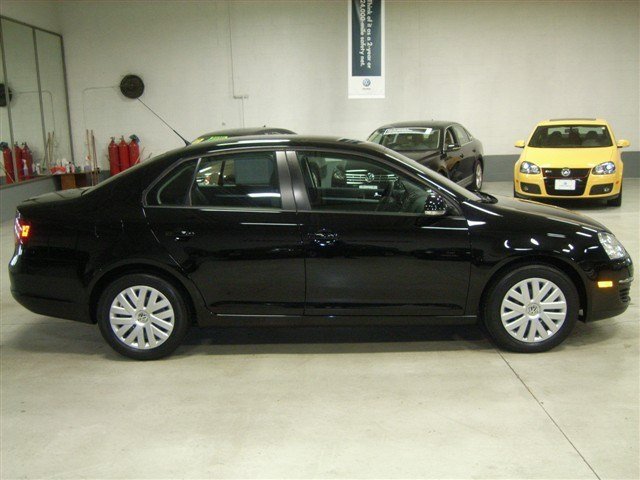 Volkswagen Jetta 2010 photo 4