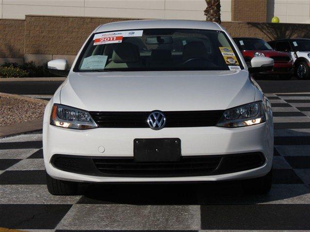 Volkswagen Jetta 2011 photo 3