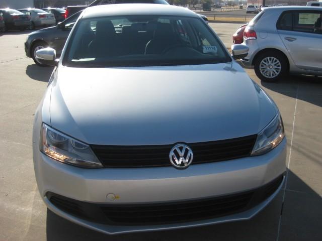 Volkswagen Jetta 2011 photo 1