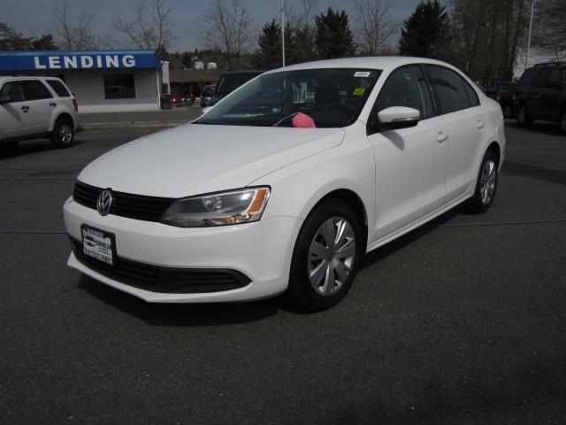 Volkswagen Jetta SE Sedan