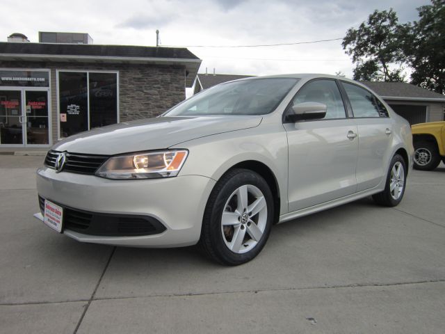 Volkswagen Jetta 2011 photo 2