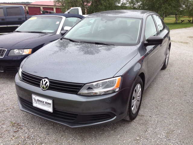 Volkswagen Jetta XR Sedan