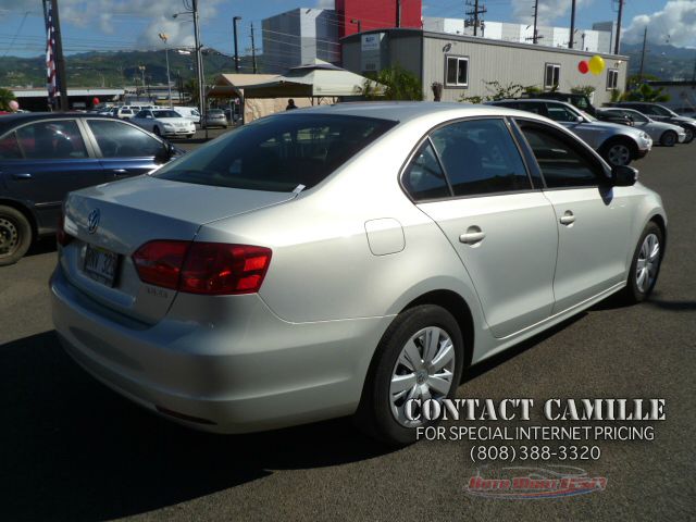 Volkswagen Jetta 2011 photo 3