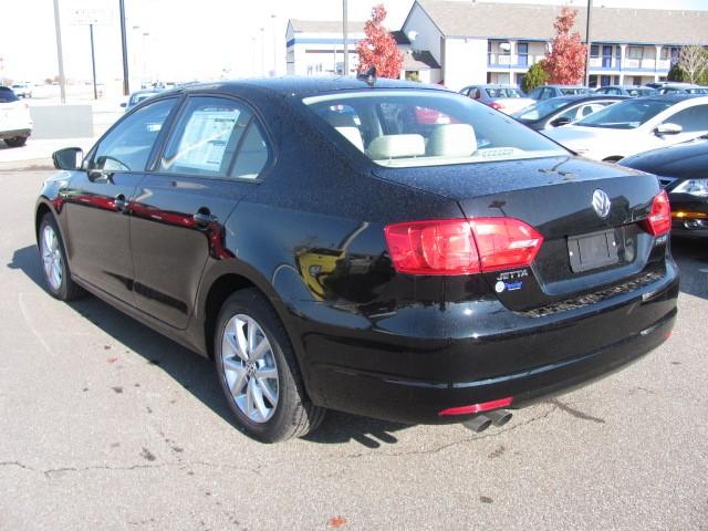 Volkswagen Jetta 2011 photo 5