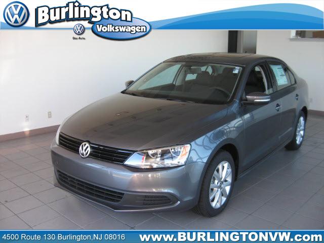 Volkswagen Jetta 4 Door SR5 V6 Reg Bed Sedan