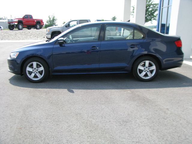 Volkswagen Jetta 2011 photo 1