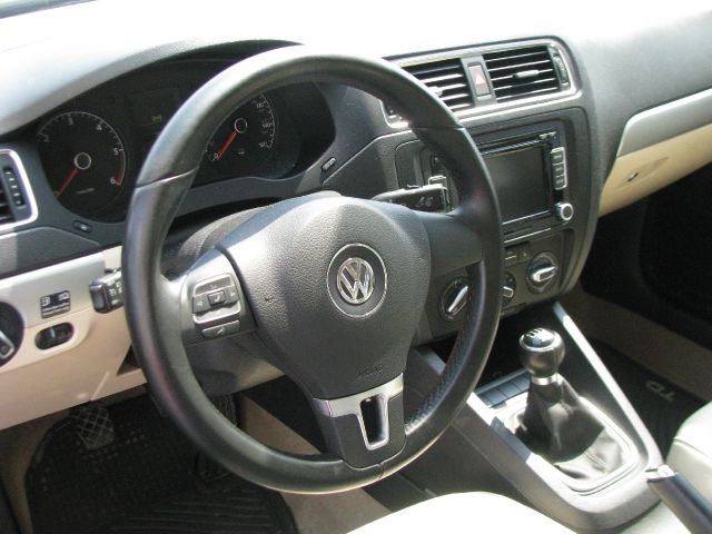 Volkswagen Jetta 2011 photo 20