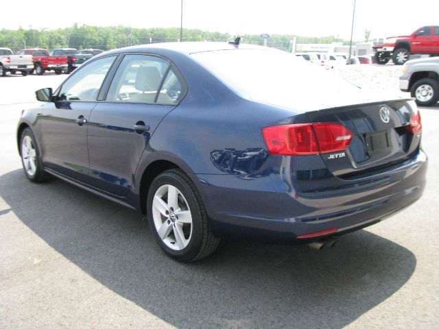 Volkswagen Jetta 2011 photo 21