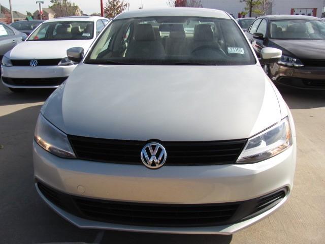 Volkswagen Jetta 2011 photo 1