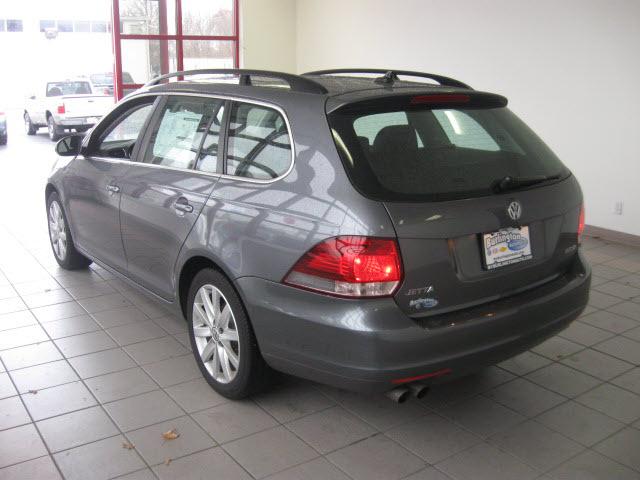 Volkswagen Jetta 2011 photo 1