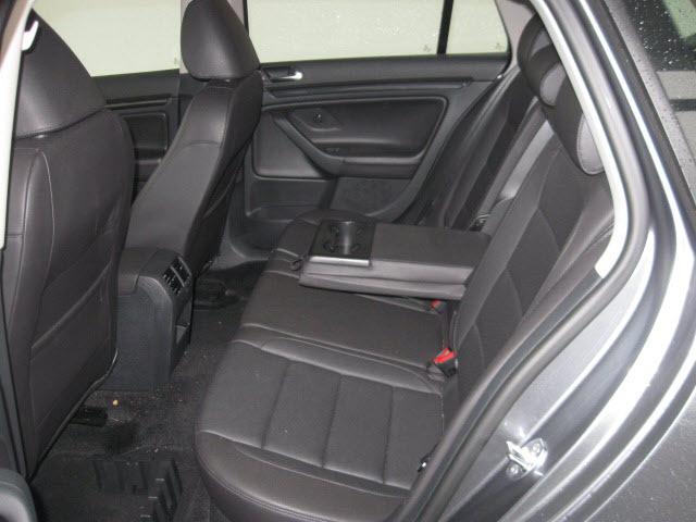 Volkswagen Jetta 2011 photo 3