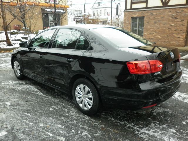 Volkswagen Jetta 2011 photo 1