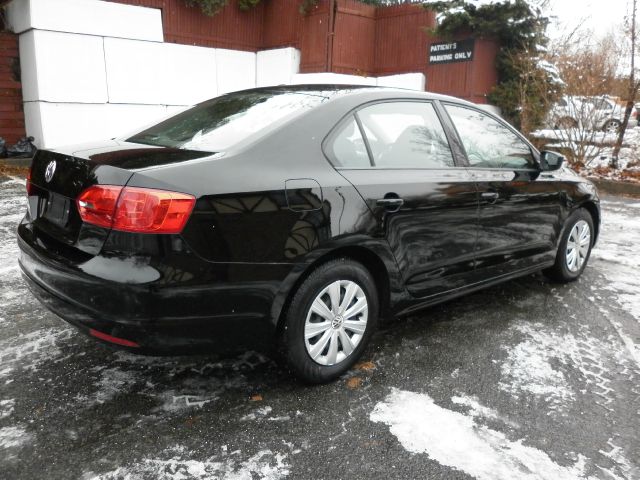 Volkswagen Jetta 2011 photo 2