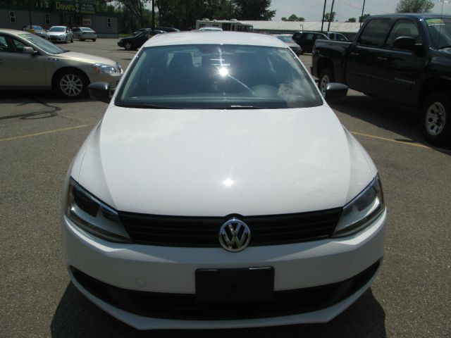 Volkswagen Jetta 2011 photo 3