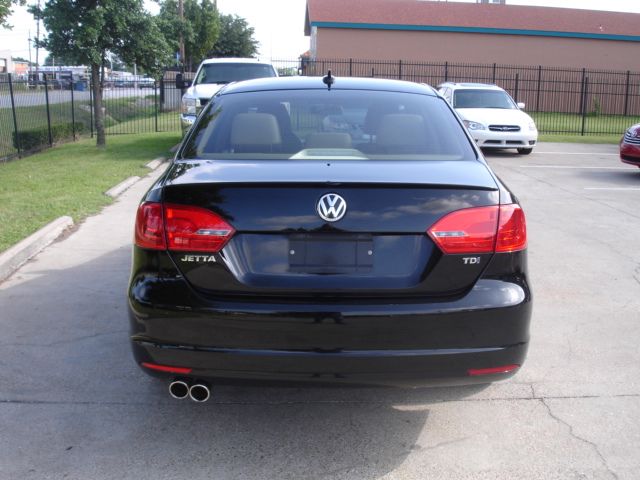 Volkswagen Jetta 2011 photo 4