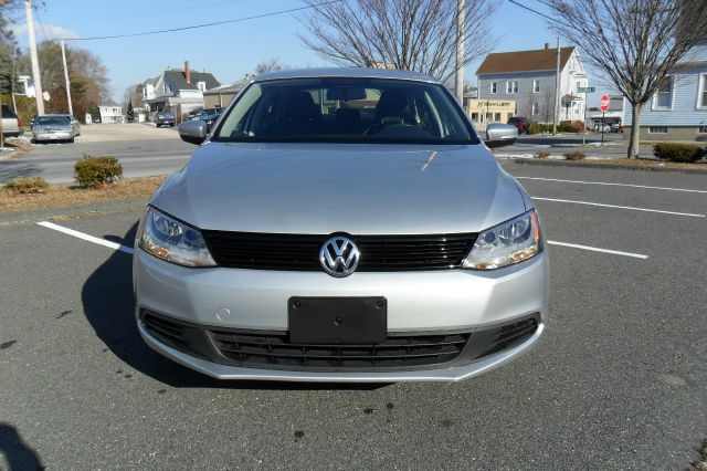 Volkswagen Jetta 2011 photo 4