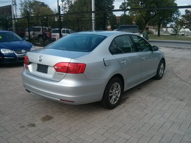 Volkswagen Jetta 2011 photo 1