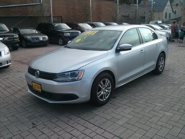 Volkswagen Jetta 2011 photo 4