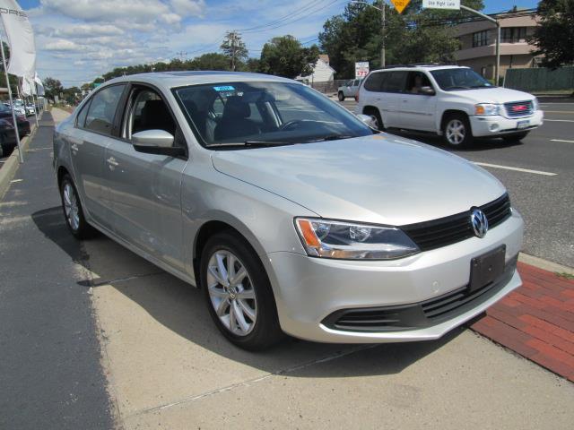 Volkswagen Jetta 2011 photo 2