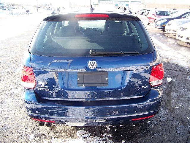 Volkswagen Jetta 2011 photo 3