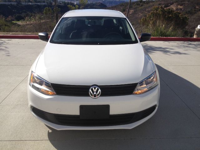 Volkswagen Jetta 2011 photo 1