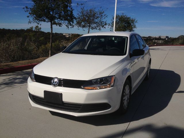 Volkswagen Jetta 2011 photo 3