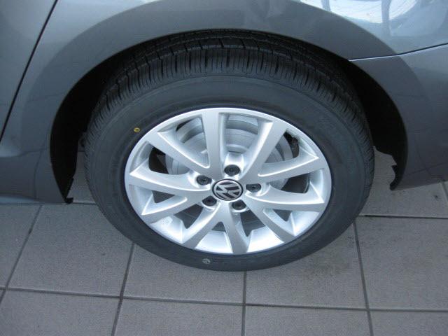 Volkswagen Jetta 2011 photo 4