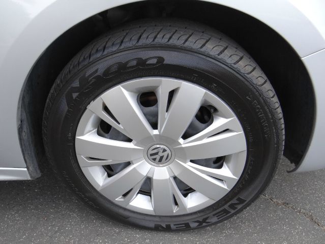 Volkswagen Jetta 2011 photo 11