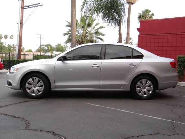 Volkswagen Jetta 2011 photo 18