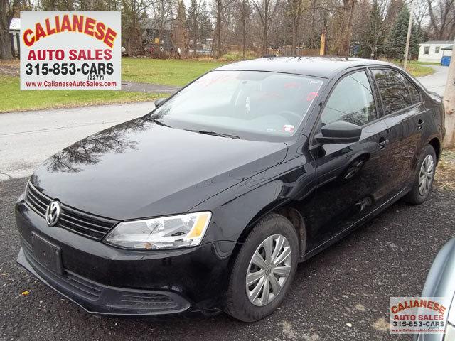 Volkswagen Jetta XR Sedan