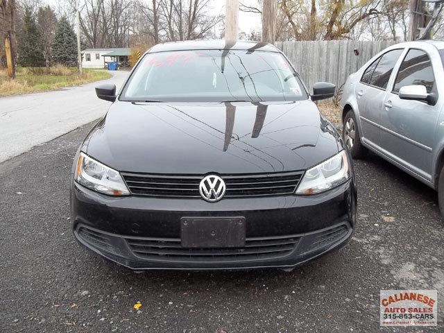 Volkswagen Jetta 2012 photo 1