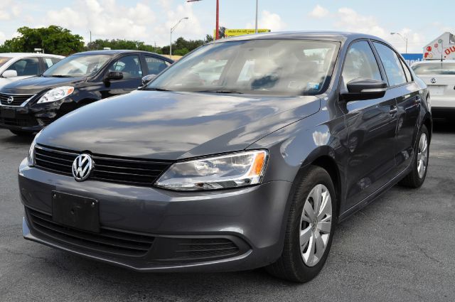 Volkswagen Jetta 2012 photo 1