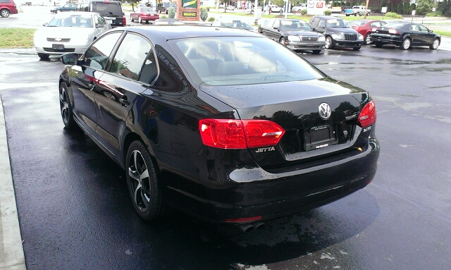 Volkswagen Jetta 2012 photo 3