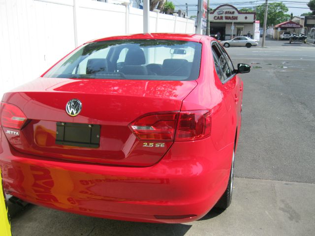 Volkswagen Jetta 2012 photo 3