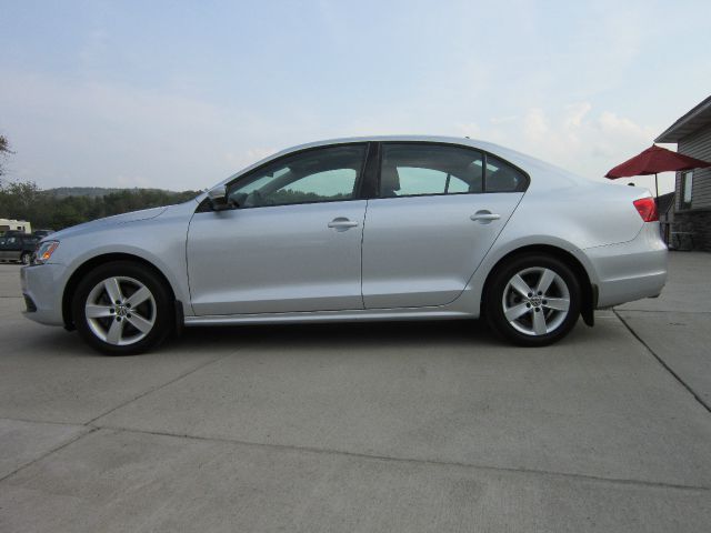 Volkswagen Jetta 2012 photo 1