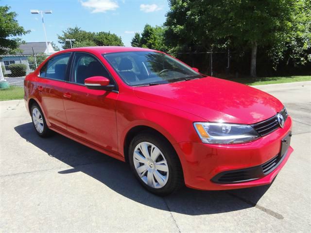 Volkswagen Jetta 2012 photo 3