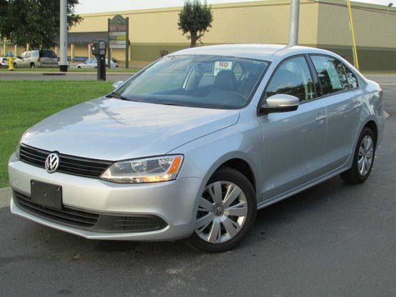 Volkswagen Jetta 2012 photo 2